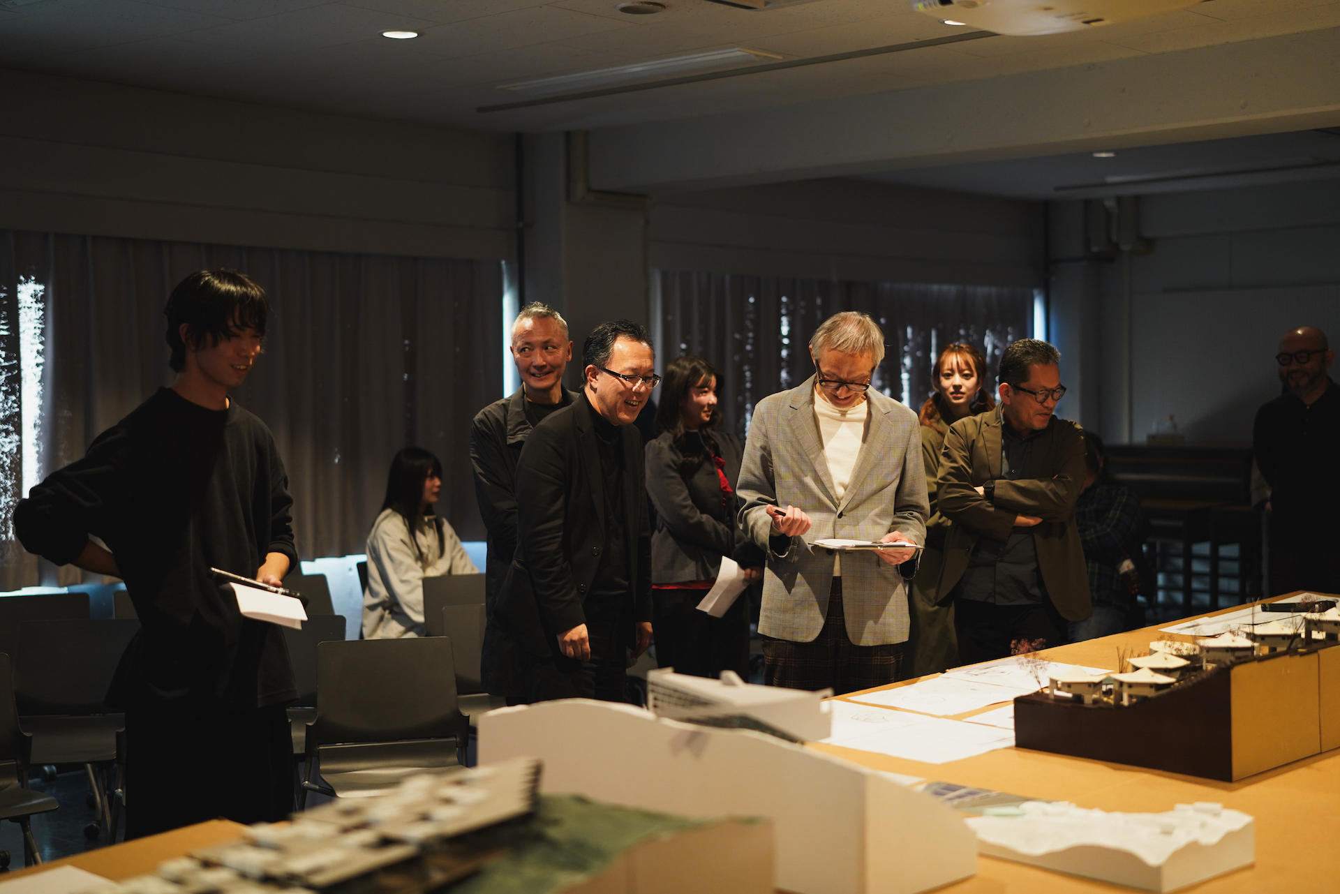 バーティカルレビュー2025冬